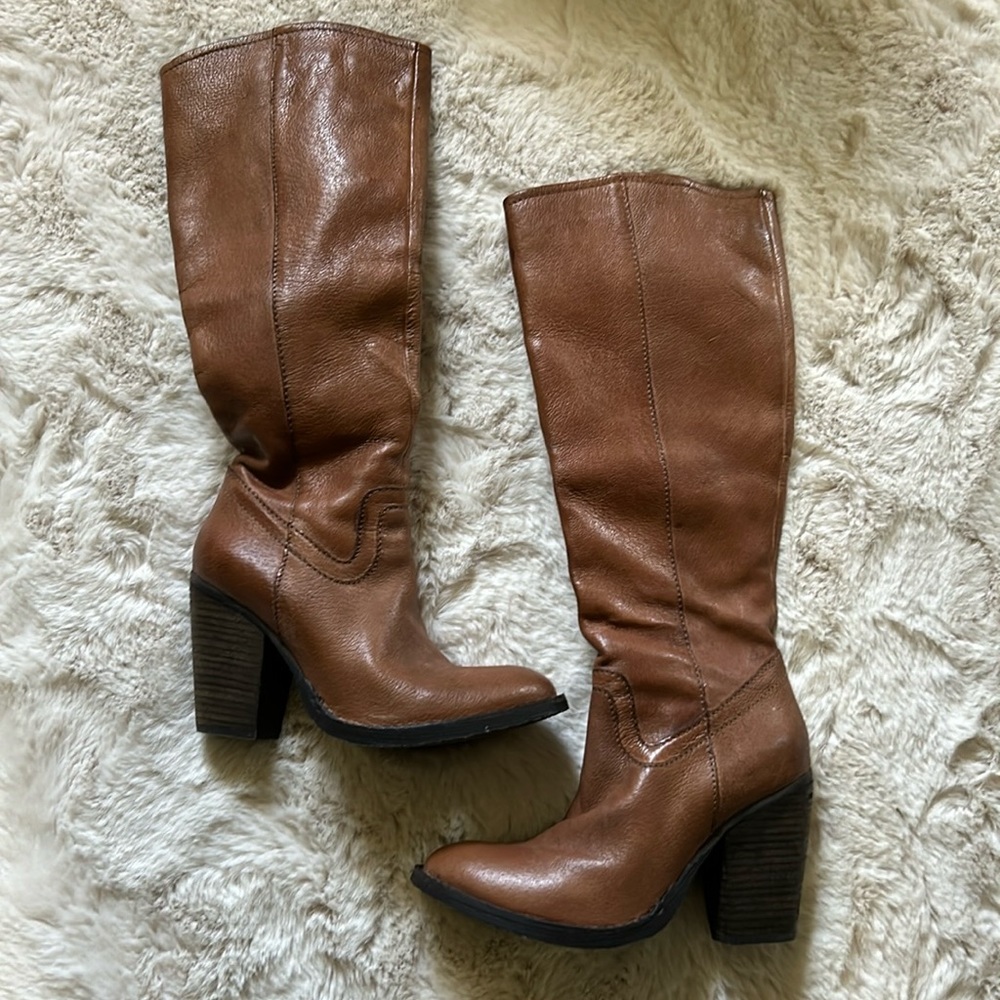 Steve Madden Carter boots.